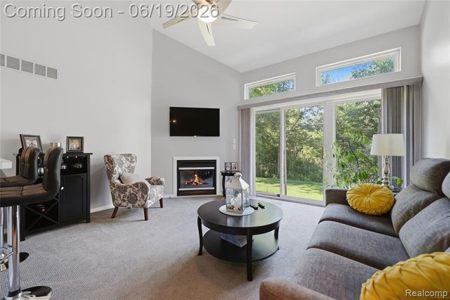 35024 Windsor Drive 35, New Baltimore, MI 48047