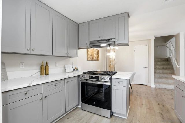 1225 N Broadway 20, Escondido, CA 92026