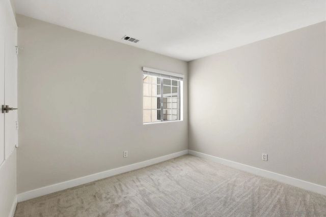 1225 N Broadway 20, Escondido, CA 92026