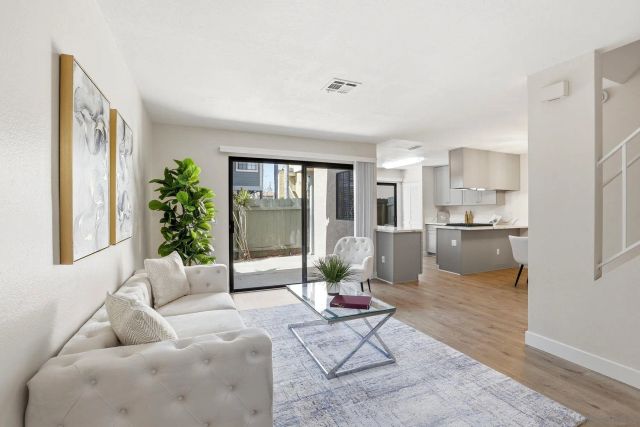 1225 N Broadway 20, Escondido, CA 92026