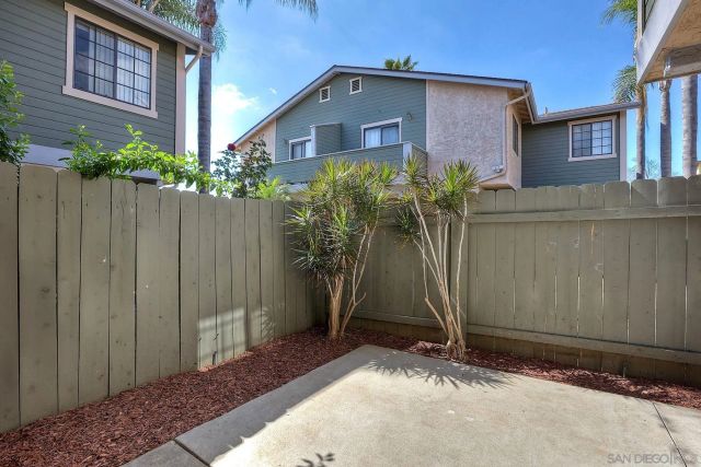 1225 N Broadway 20, Escondido, CA 92026