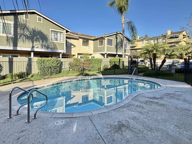 1225 N Broadway 20, Escondido, CA 92026