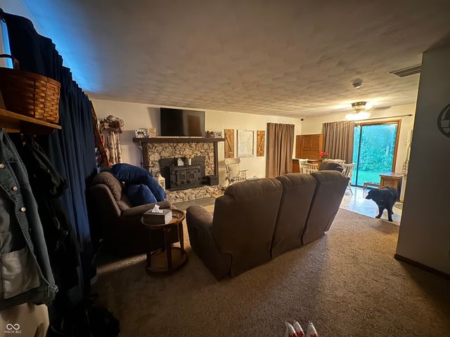 2049 E 400 S, Crawfordsville, IN 47933
