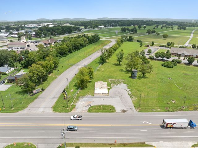 1037 Sparta Pike, Lebanon, TN 37087