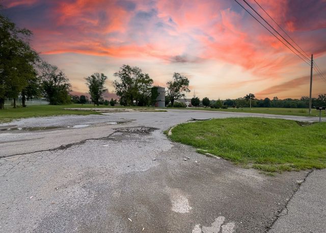 1037 Sparta Pike, Lebanon, TN 37087