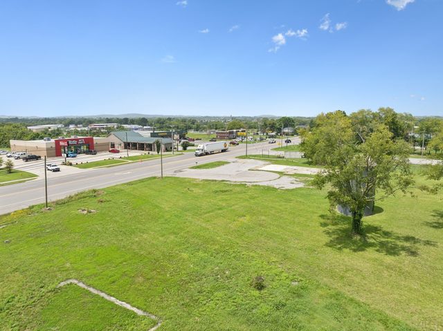 1037 Sparta Pike, Lebanon, TN 37087