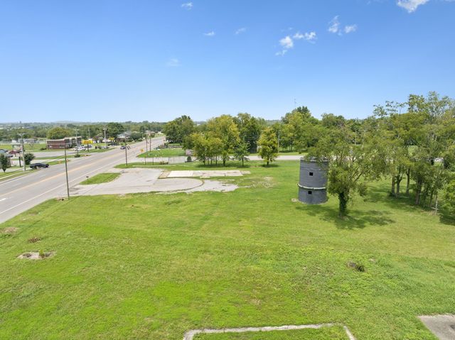 1037 Sparta Pike, Lebanon, TN 37087