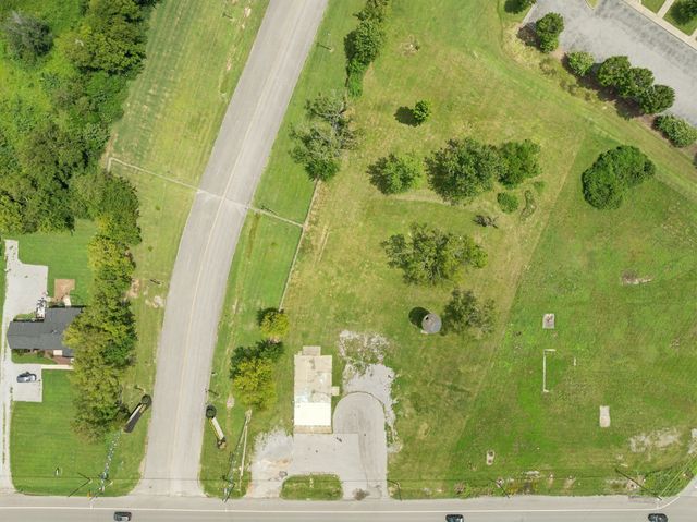 1037 Sparta Pike, Lebanon, TN 37087