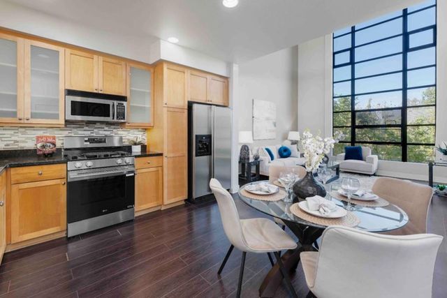 350 E Mission Street 223, San Jose, CA 95112