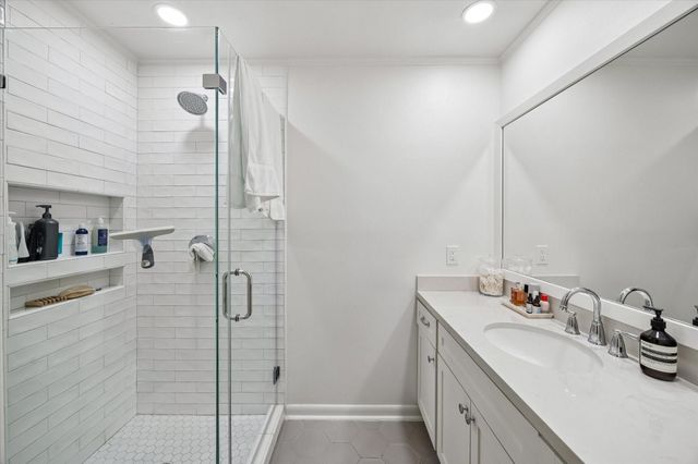 3110 Castlewood Street, Houston, TX 77025