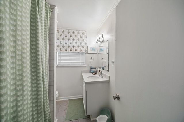 3110 Castlewood Street, Houston, TX 77025