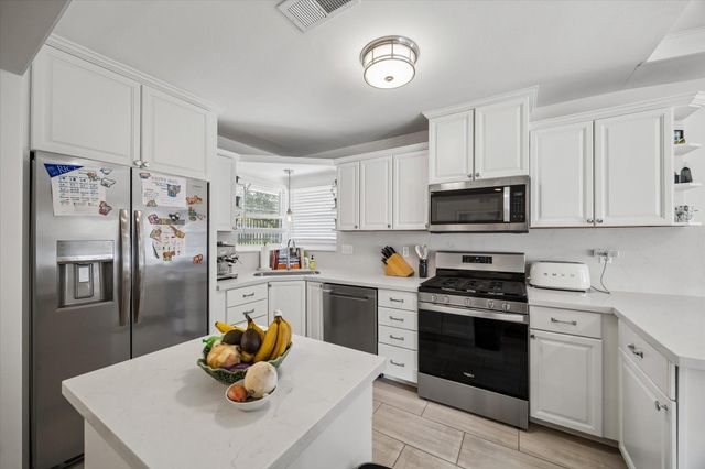 3110 Castlewood Street, Houston, TX 77025