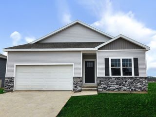 805 Fireside Drive NW, Bondurant, IA 50035