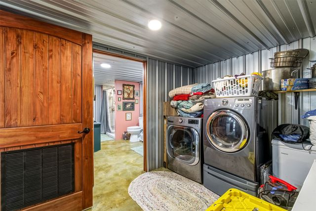 2119 HIGHWAY 135, Winnsboro, LA 71275