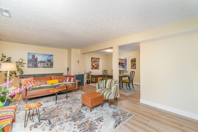 1632 Shady Cove Lane, Florence, KY 41042