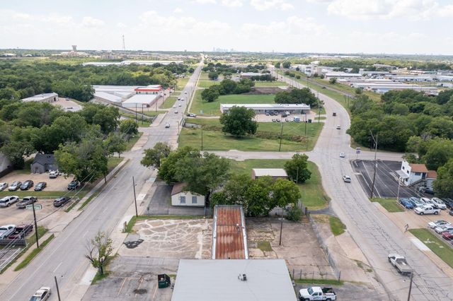 611 W Davis Street, Mesquite, TX 75149