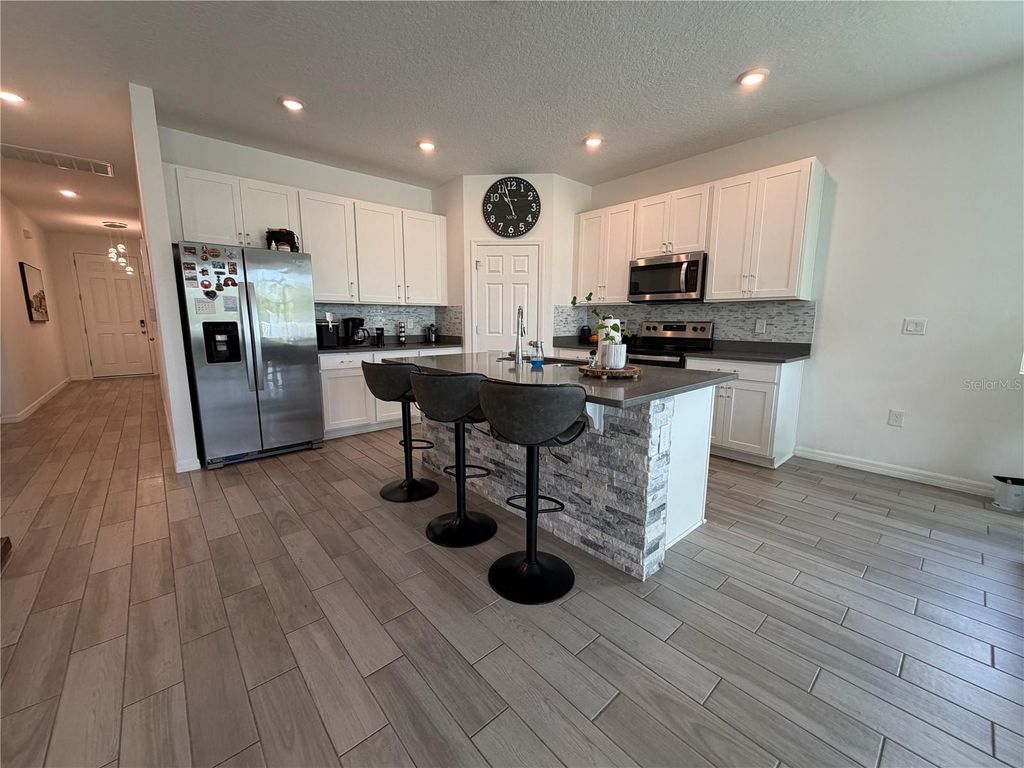 Image 31 of property listing at 2741 NEVERLAND DRIVE, New Smyrna Beach, FL 32168