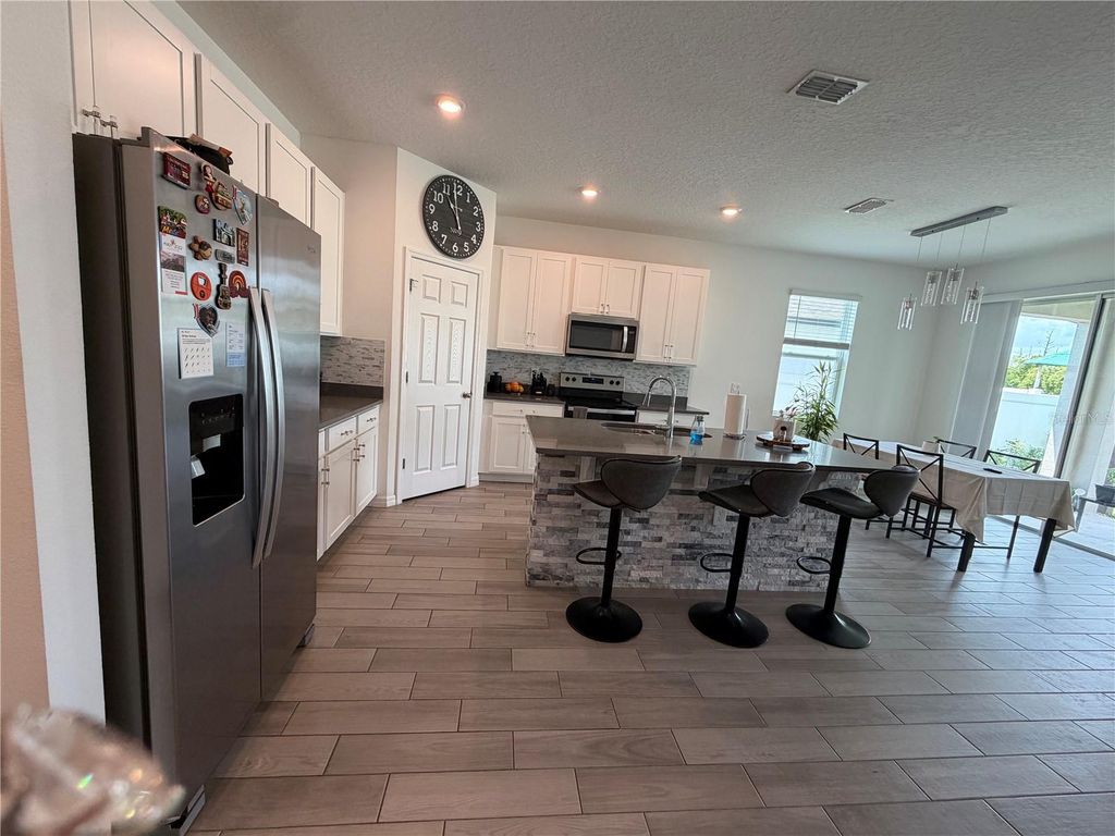 Image 7 of property listing at 2741 NEVERLAND DRIVE, New Smyrna Beach, FL 32168