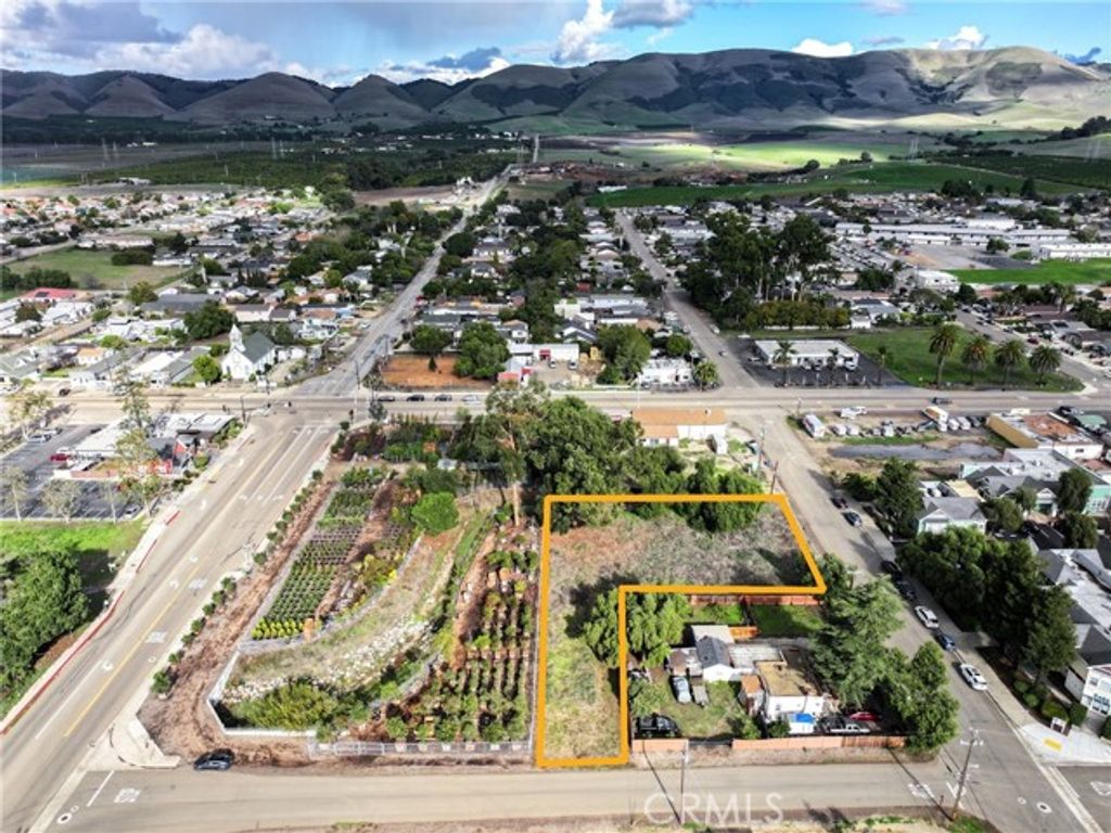 13 W Dana Street, Nipomo, CA 93444