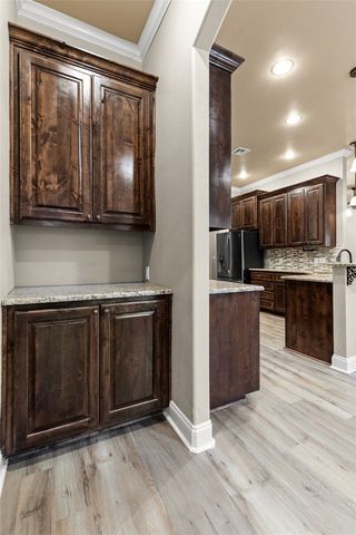 61 North Shore Circle, Waco, TX 76708