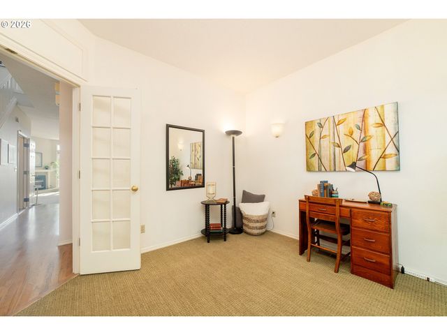 5028 Sw VIEW POINT Ter, Portland, OR 97239
