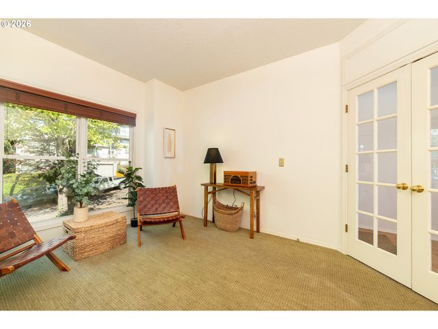 5028 Sw VIEW POINT Ter, Portland, OR 97239