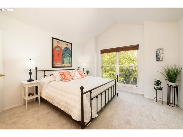 5028 Sw VIEW POINT Ter, Portland, OR 97239