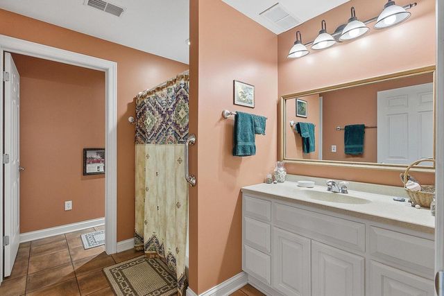 111 Bayfield COURT, Lake Mills, WI 53551