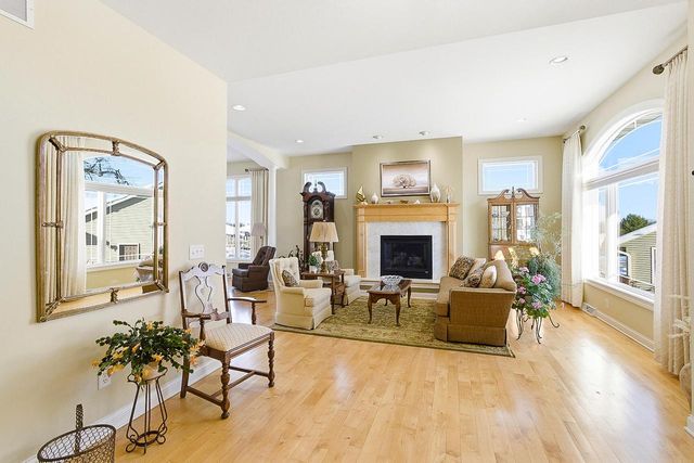 111 Bayfield COURT, Lake Mills, WI 53551