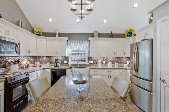 3666 Katalla Drive, Newburgh, IN 47630