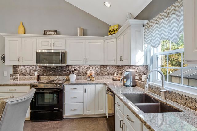3666 Katalla Drive, Newburgh, IN 47630