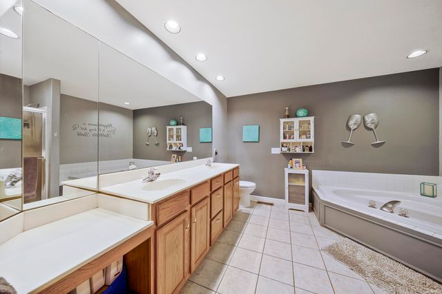 3666 Katalla Drive, Newburgh, IN 47630