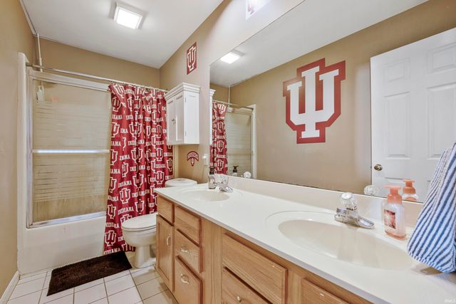 3666 Katalla Drive, Newburgh, IN 47630