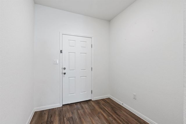 245 Rainey DR, Jarrell, TX 76537
