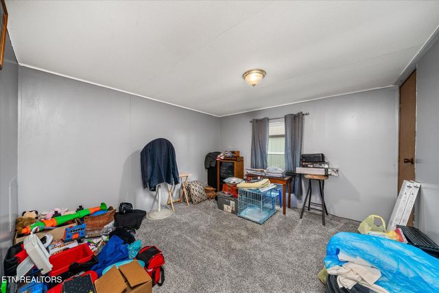 409 W Loop Rd, Sparta, TN 38583