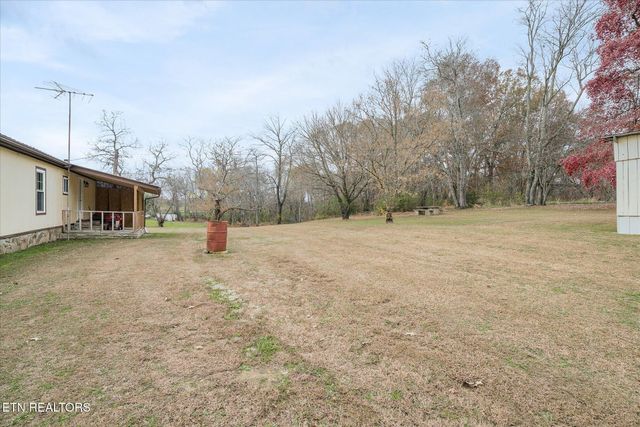 409 W Loop Rd, Sparta, TN 38583
