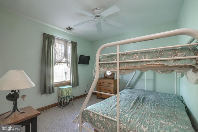 18 W 16TH ST, Long Beach, NJ 08008