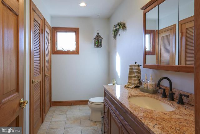 18 W 16TH ST, Long Beach, NJ 08008