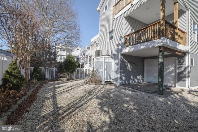 18 W 16TH ST, Long Beach, NJ 08008