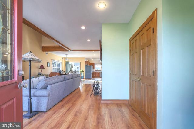 18 W 16TH ST, Long Beach, NJ 08008