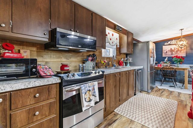 80 Benjamin Lane, Somerset, KY 42501