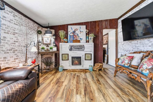 80 Benjamin Lane, Somerset, KY 42501