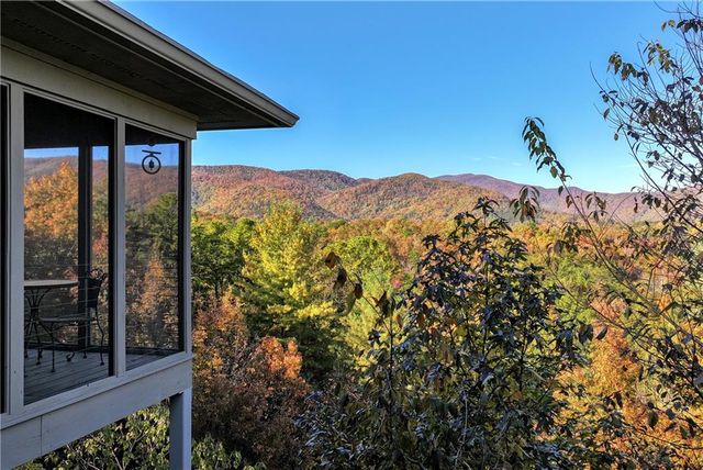 962 Woodbrier, Sautee Nacoochee, GA 30571