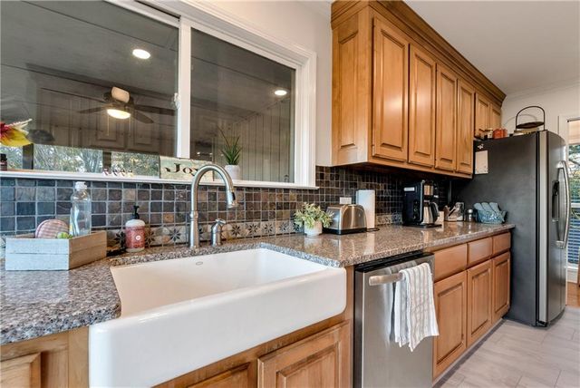 962 Woodbrier, Sautee Nacoochee, GA 30571
