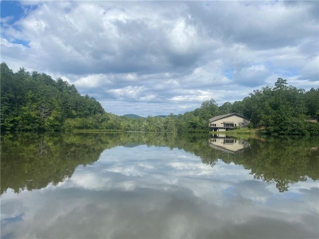 962 Woodbrier, Sautee Nacoochee, GA 30571