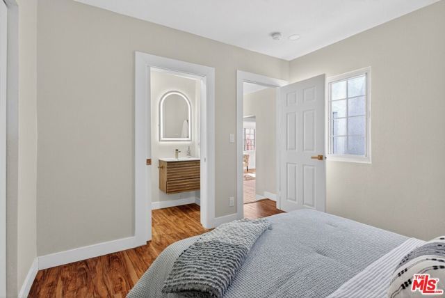 10031 S Harvard Boulevard, Los Angeles, CA 90047