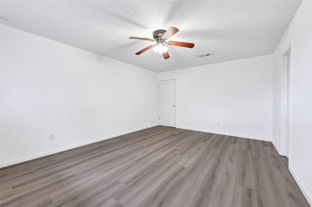 2730 Mesquite Drive, Sugar Land, TX 77479