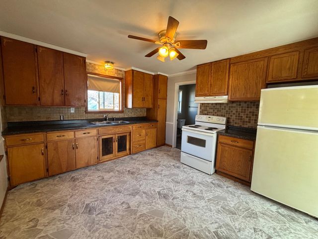 103 2nd Avenue N, Waite Park, MN 56387