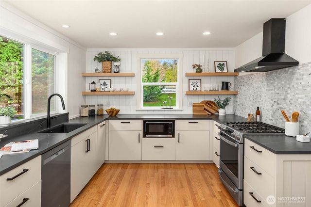 7528 172nd Street SE, Snohomish, WA 98296