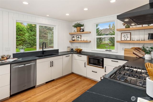 7528 172nd Street SE, Snohomish, WA 98296